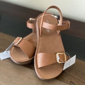 Girl sandals